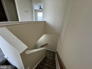 WOODLAND PARK - Residential Lease