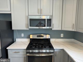 WOODLAND PARK - Residential Lease