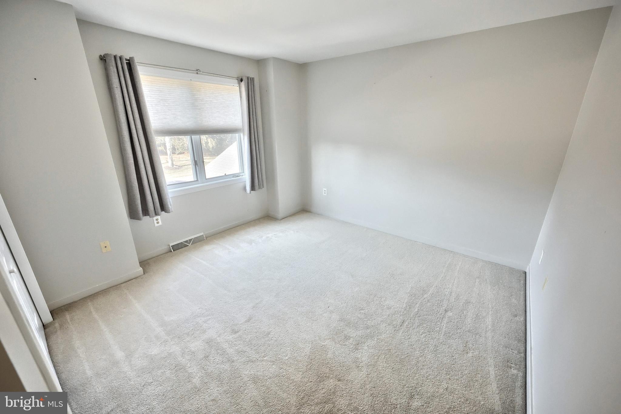 HERITAGE HILLS CONDOS - Residential