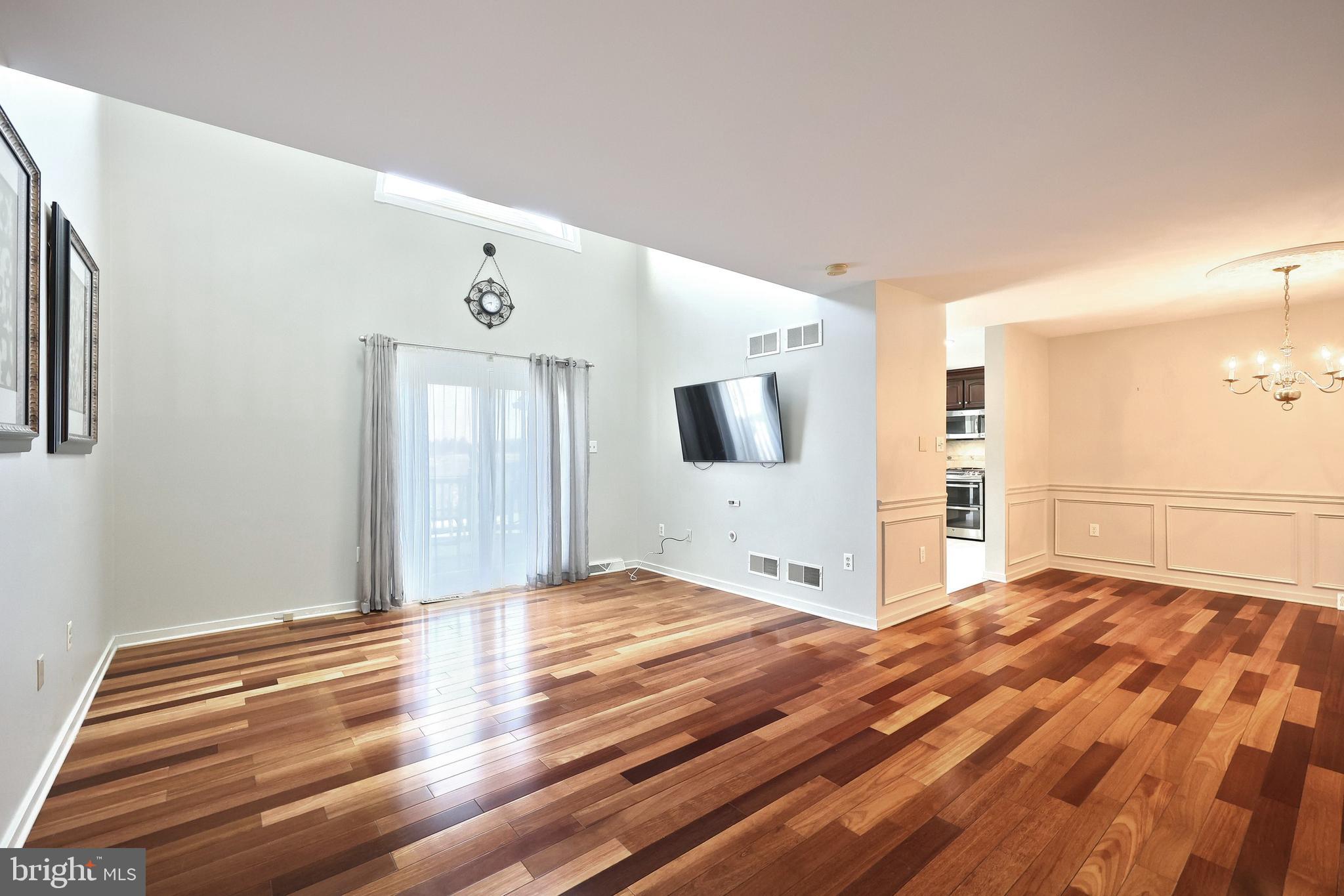 HERITAGE HILLS CONDOS - Residential