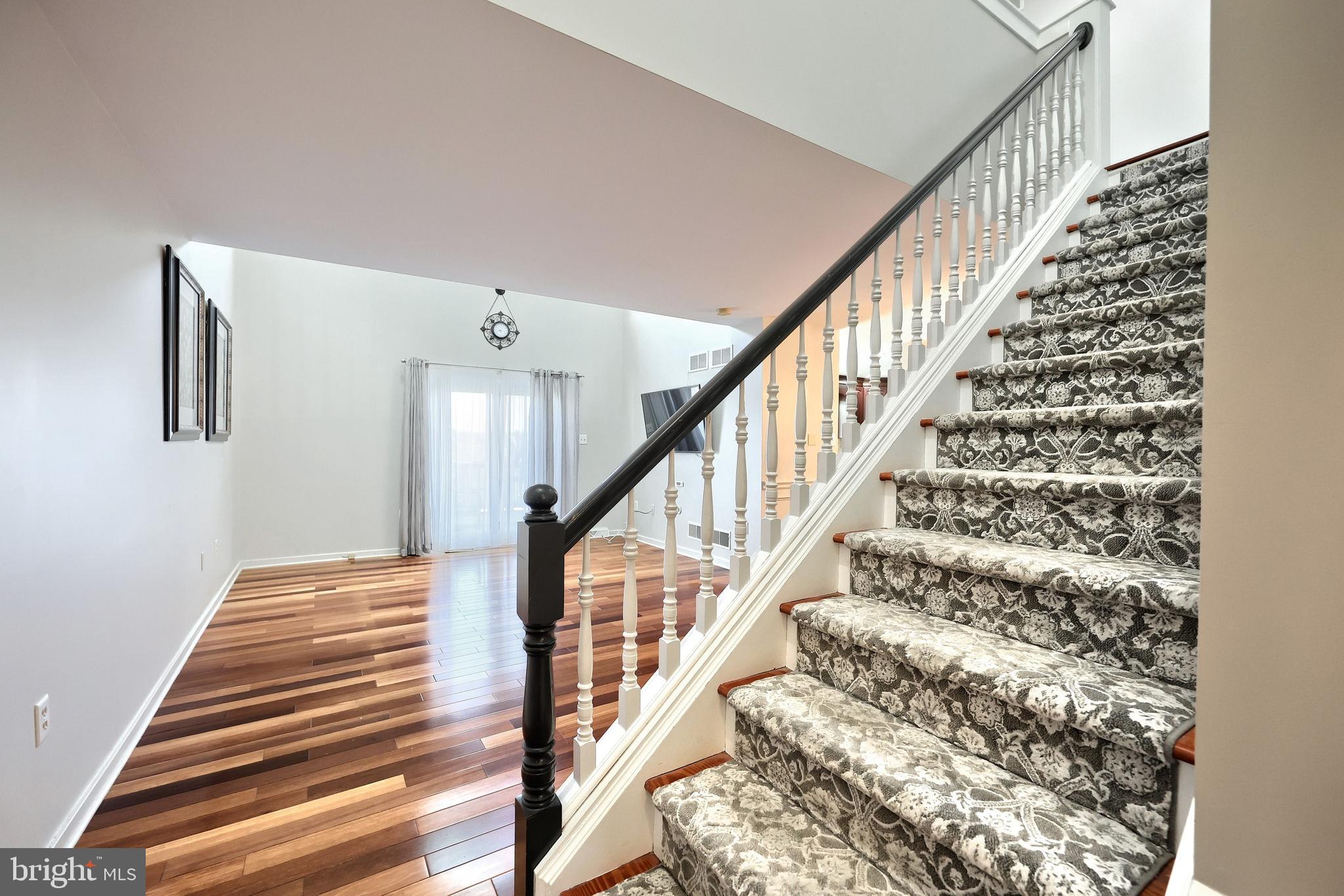 HERITAGE HILLS CONDOS - Residential