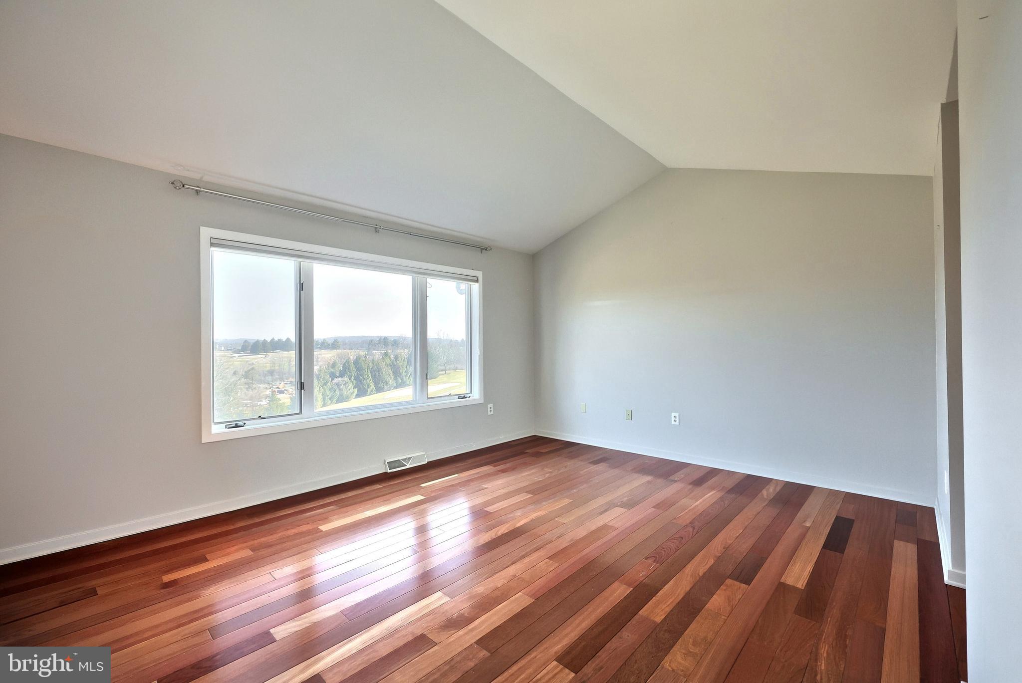 HERITAGE HILLS CONDOS - Residential