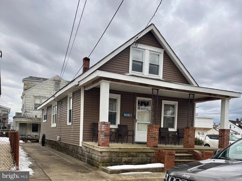 314 W POPLAR AVENUE WILDWOOD NJ 08260