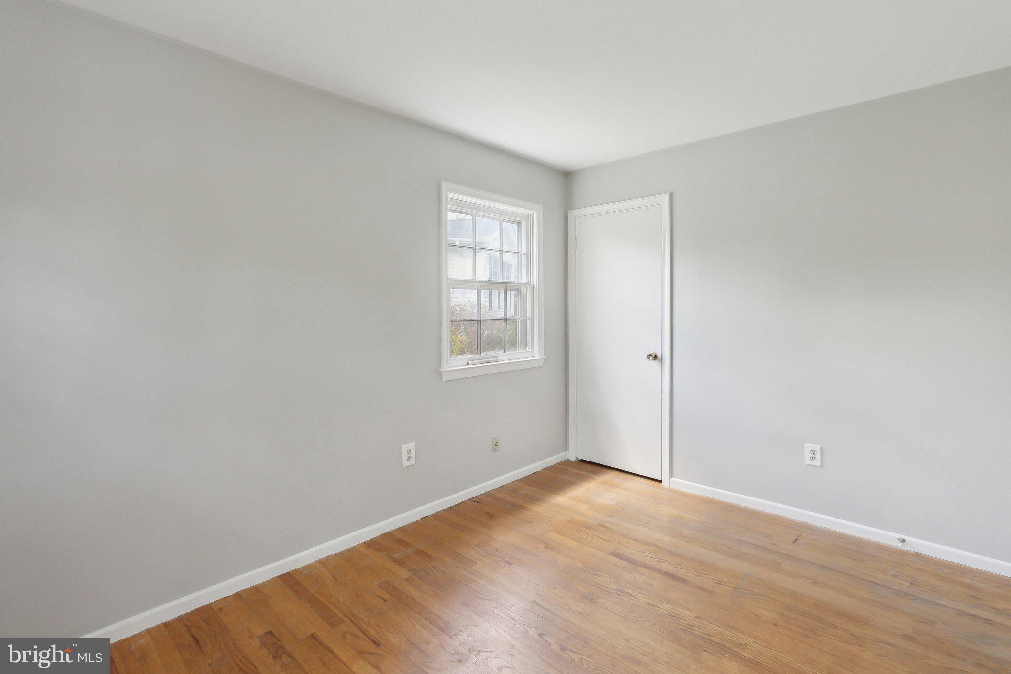 MOSBY WOODS - Residential