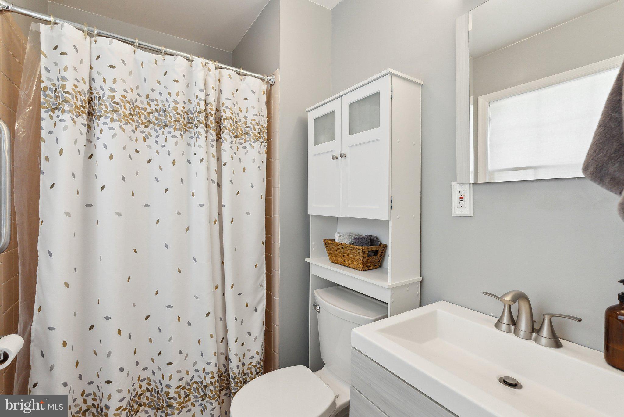 MOSBY WOODS - Residential