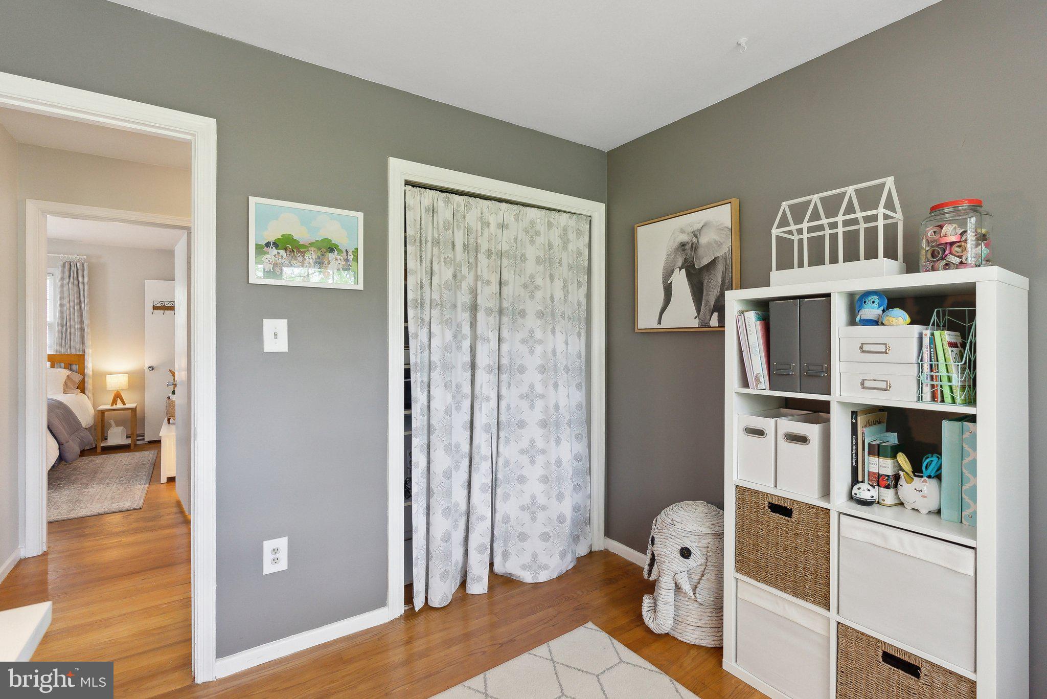 MOSBY WOODS - Residential