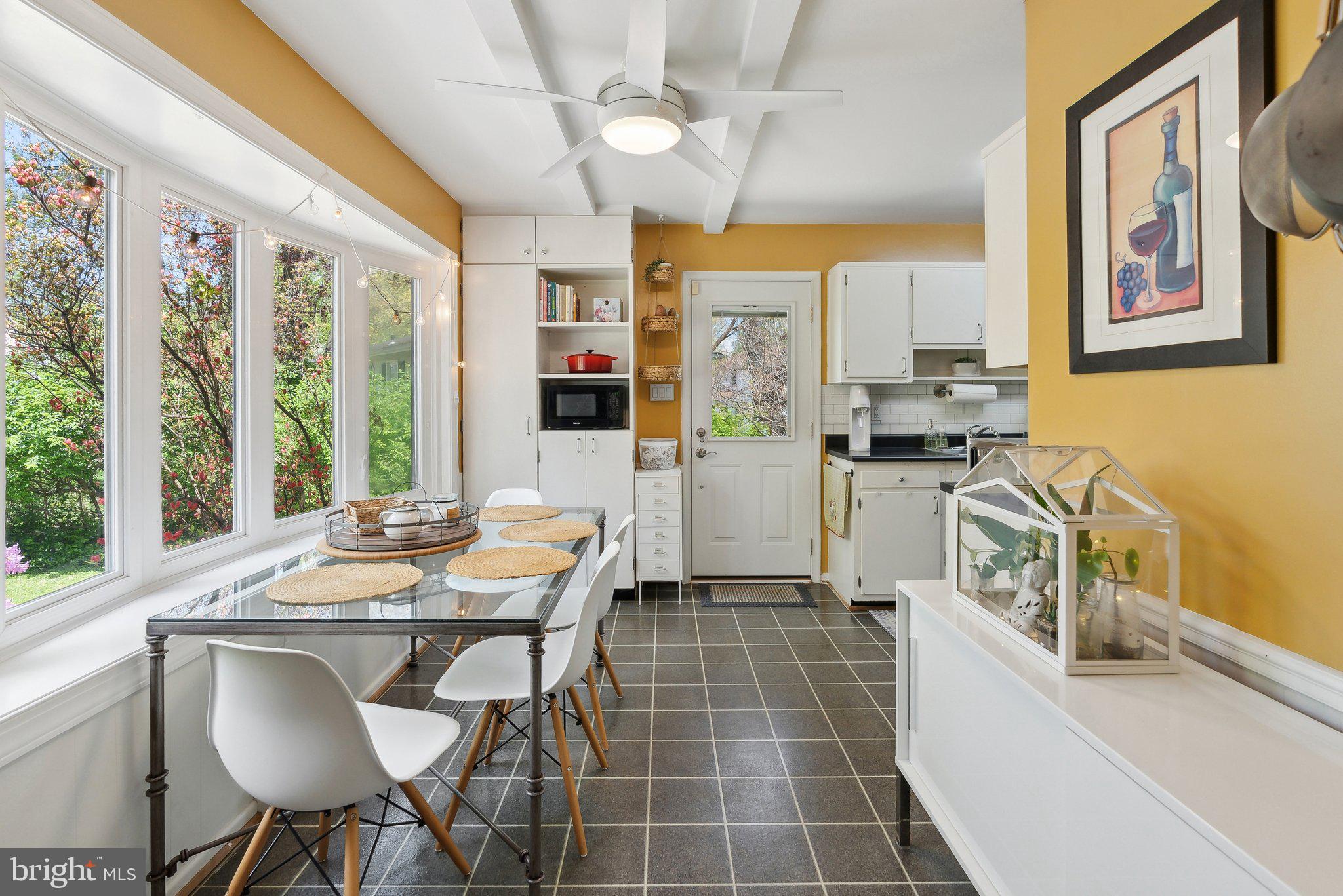 MOSBY WOODS - Residential