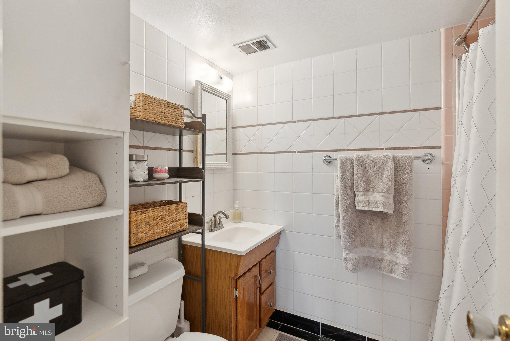 MOSBY WOODS - Residential