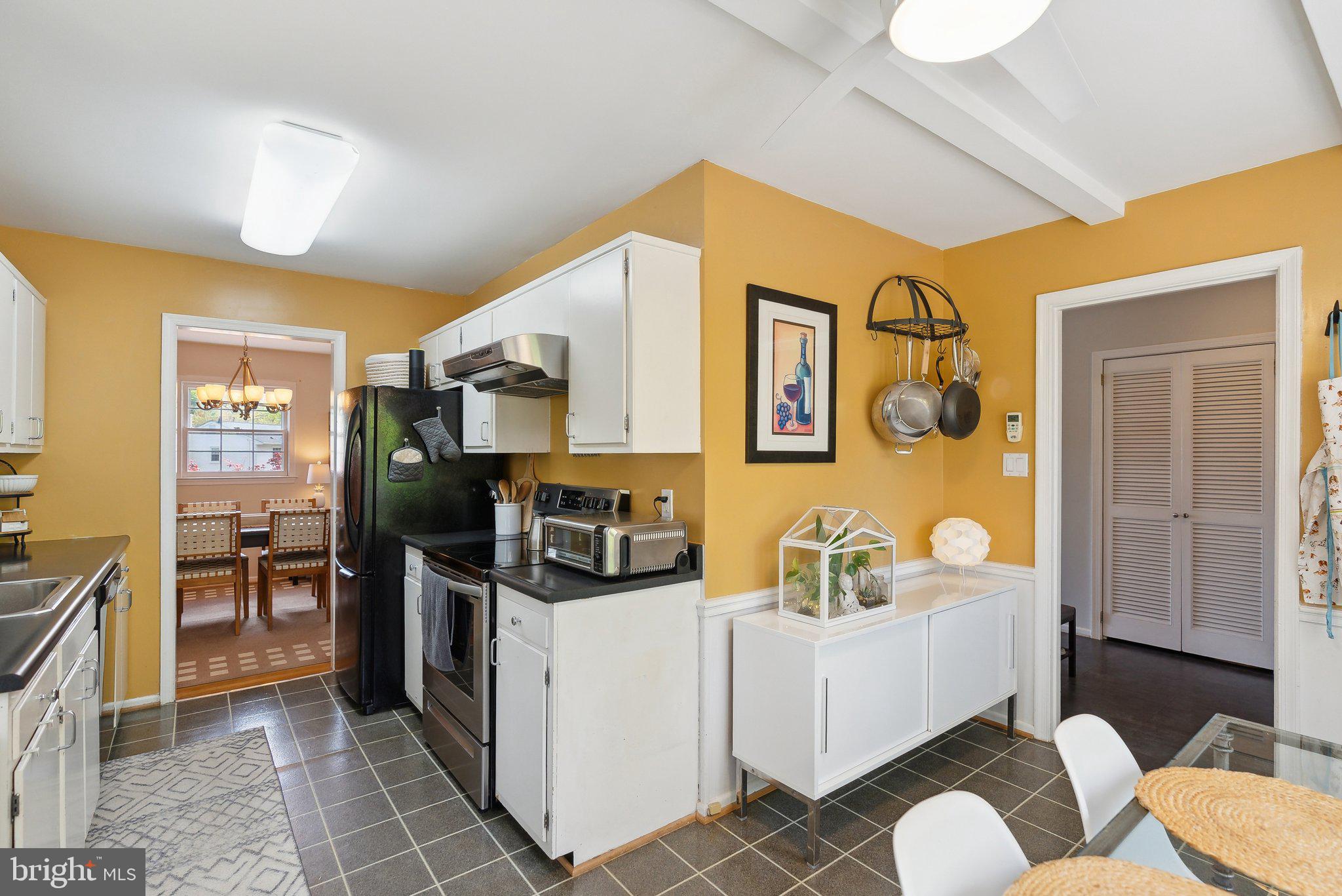 MOSBY WOODS - Residential