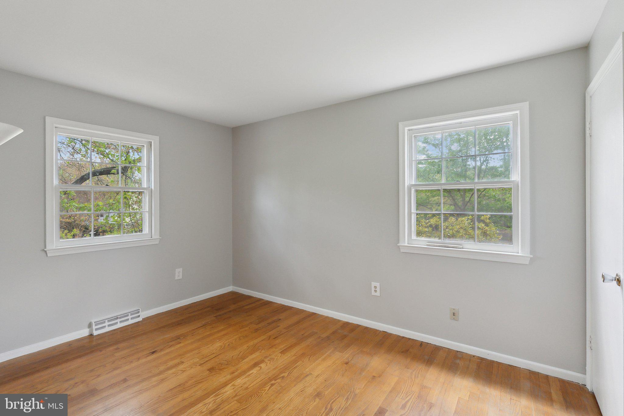 MOSBY WOODS - Residential