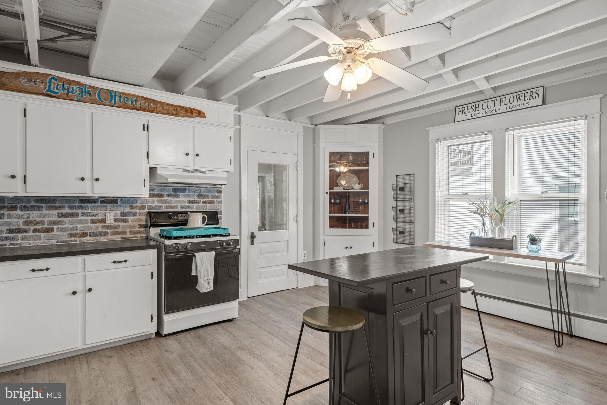 MANHEIM BOROUGH - Residential