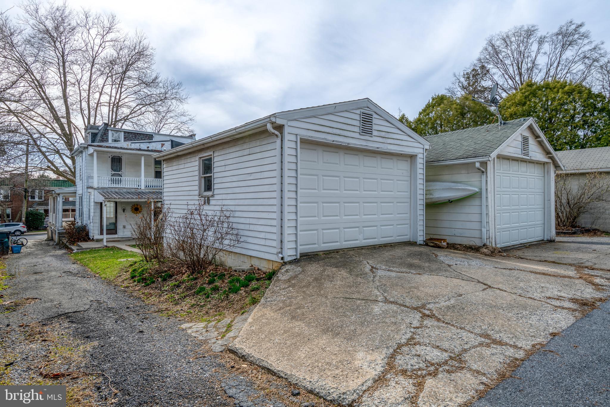 MANHEIM BOROUGH - Residential