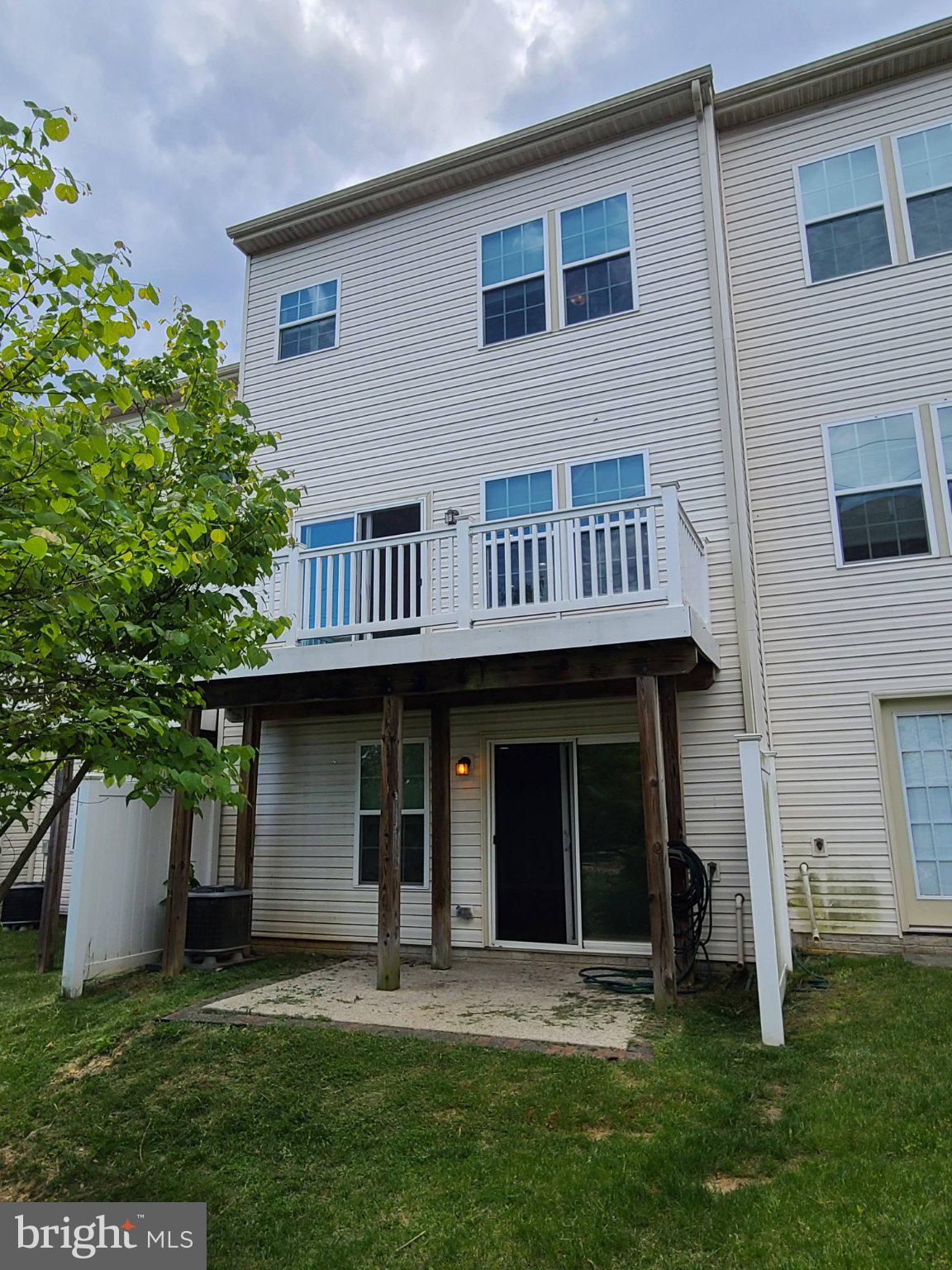 PINE RIDGE CROSSING - Residential