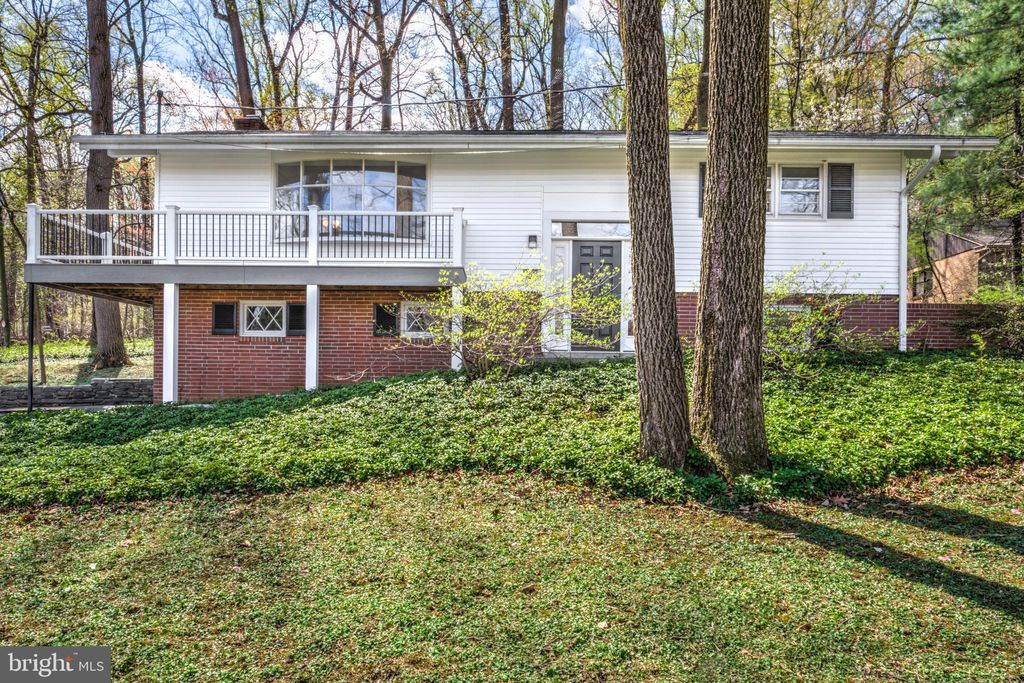 Photo of 2600 Spring Valley Road, LANCASTER, PA 17601 (MLS # PALA2068278)
