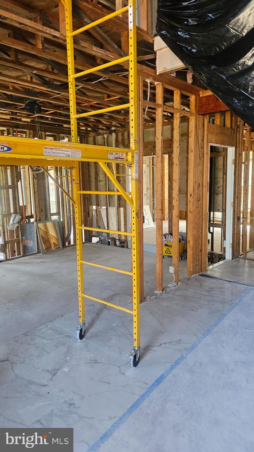 WOODMORE - Residential