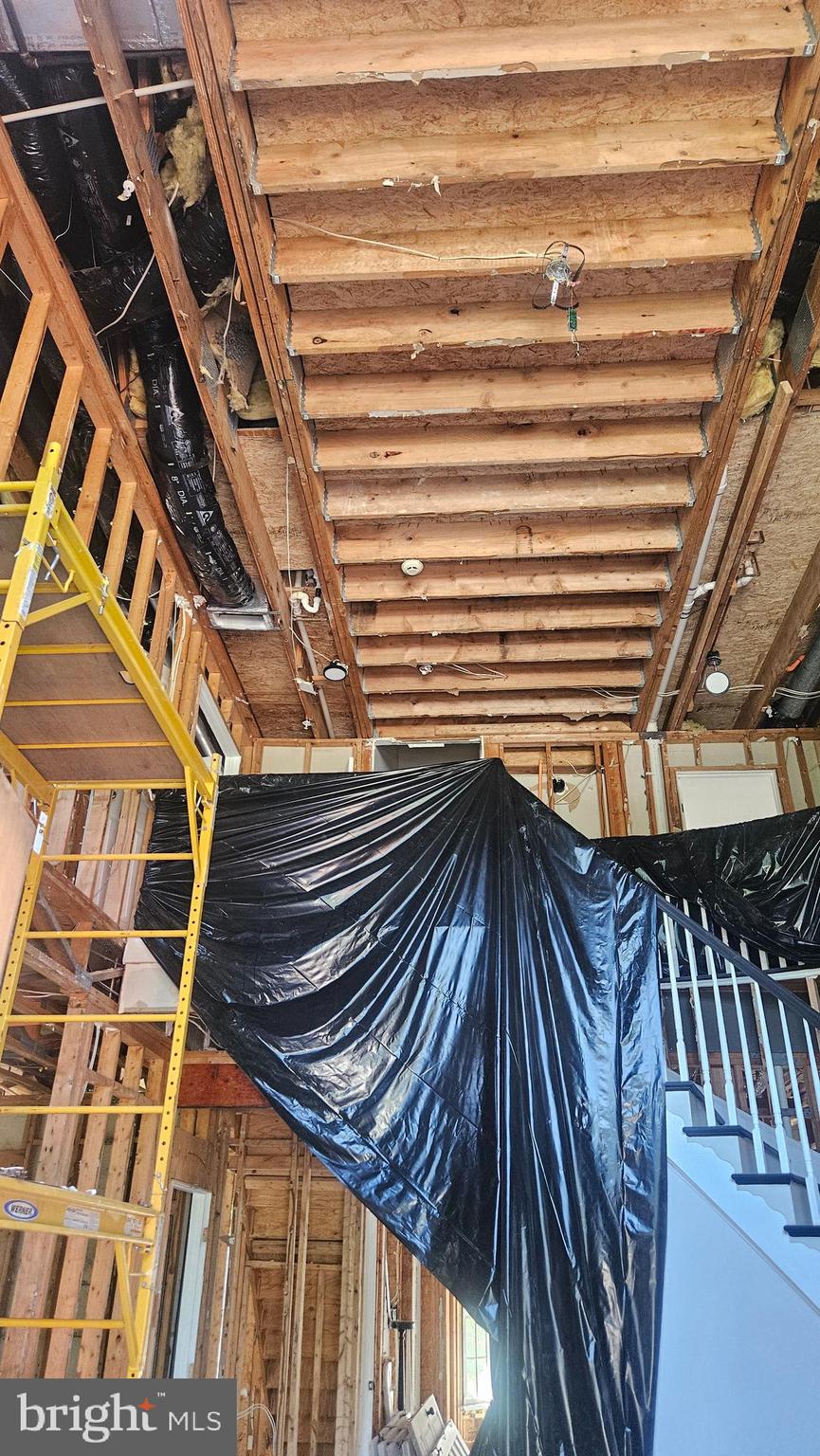 WOODMORE - Residential