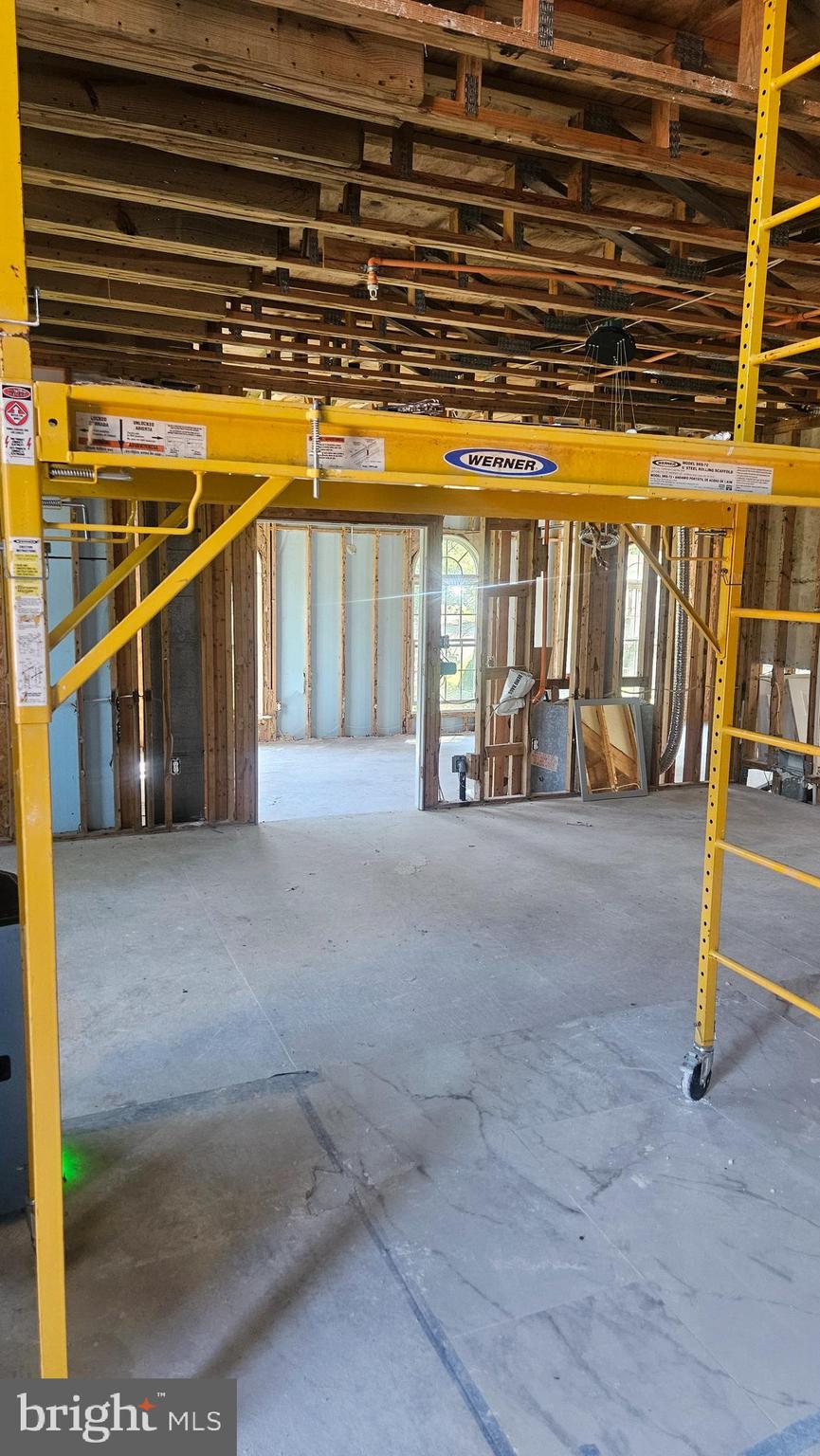 WOODMORE - Residential