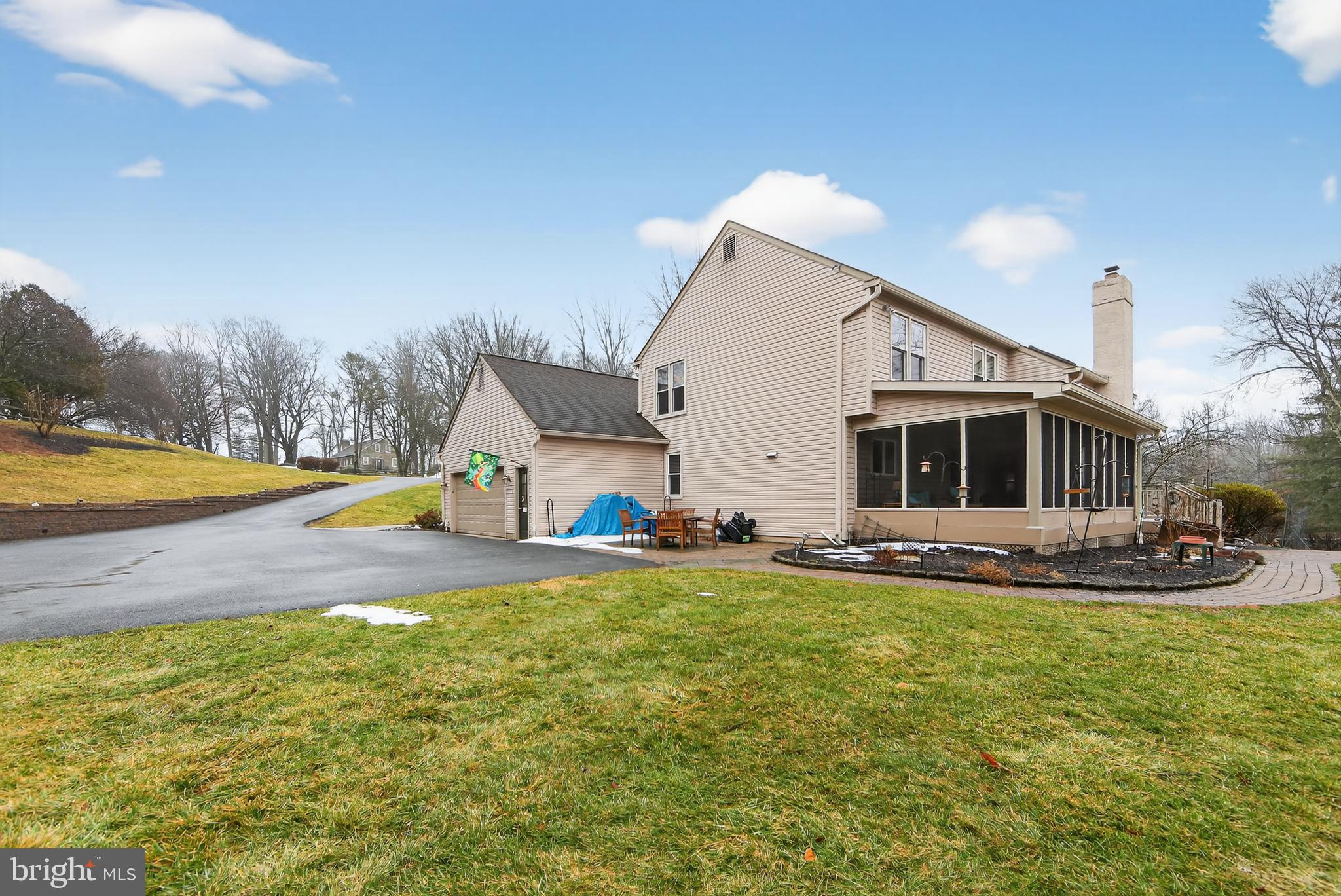 HICKORY GLEN - Residential