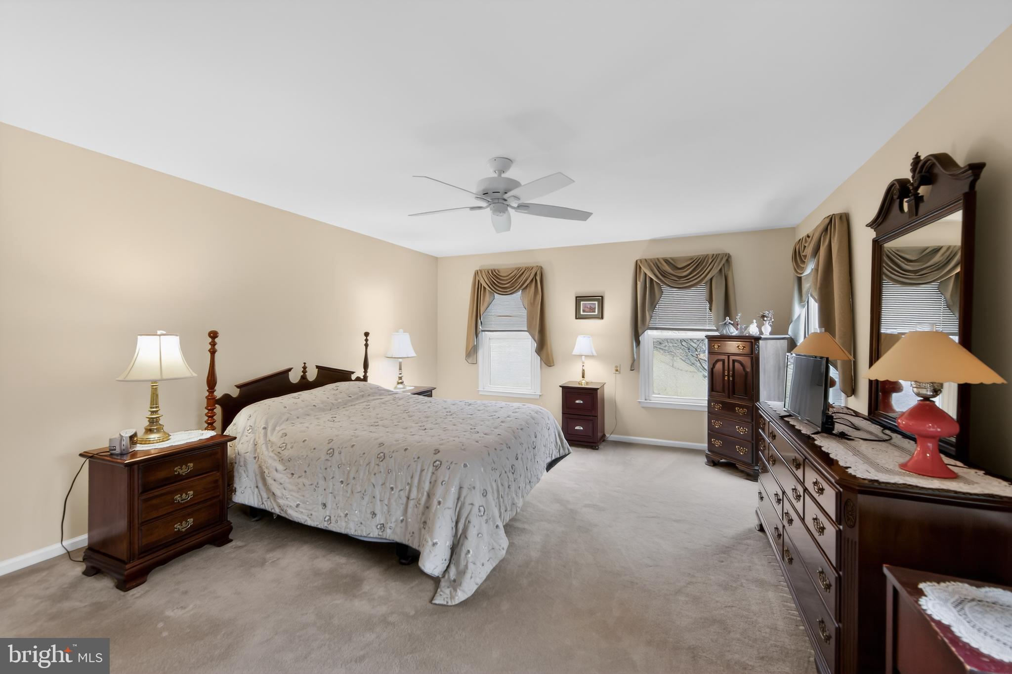 HICKORY GLEN - Residential