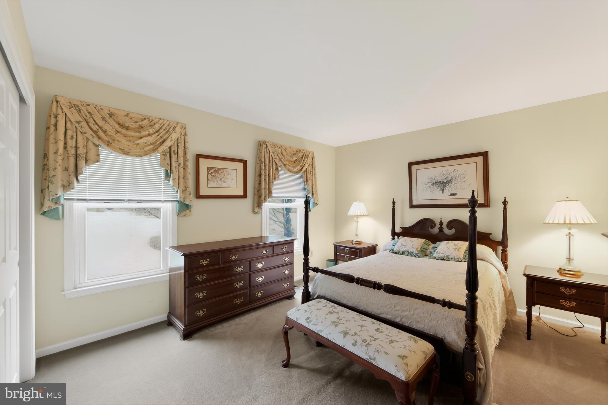 HICKORY GLEN - Residential