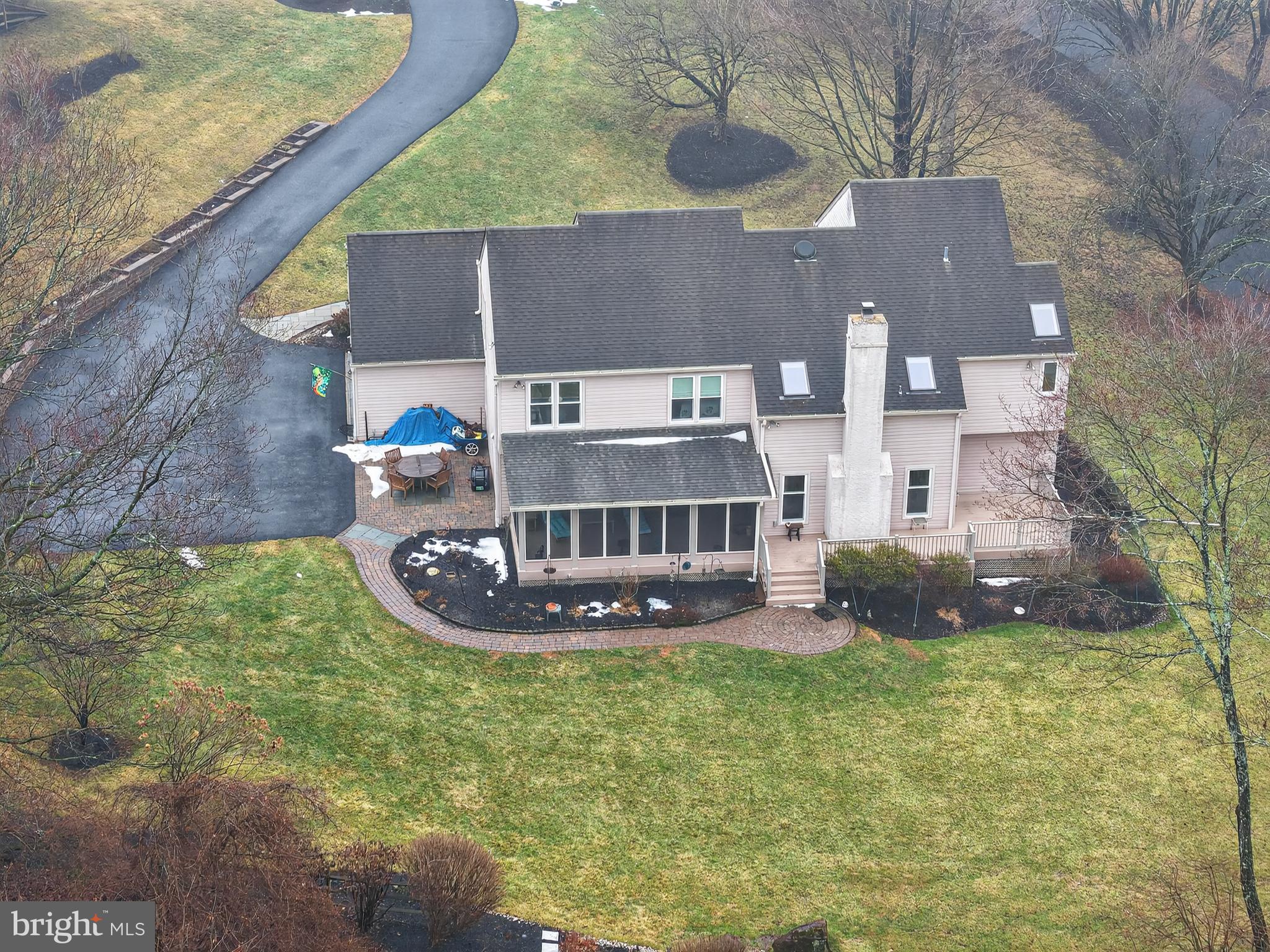 HICKORY GLEN - Residential