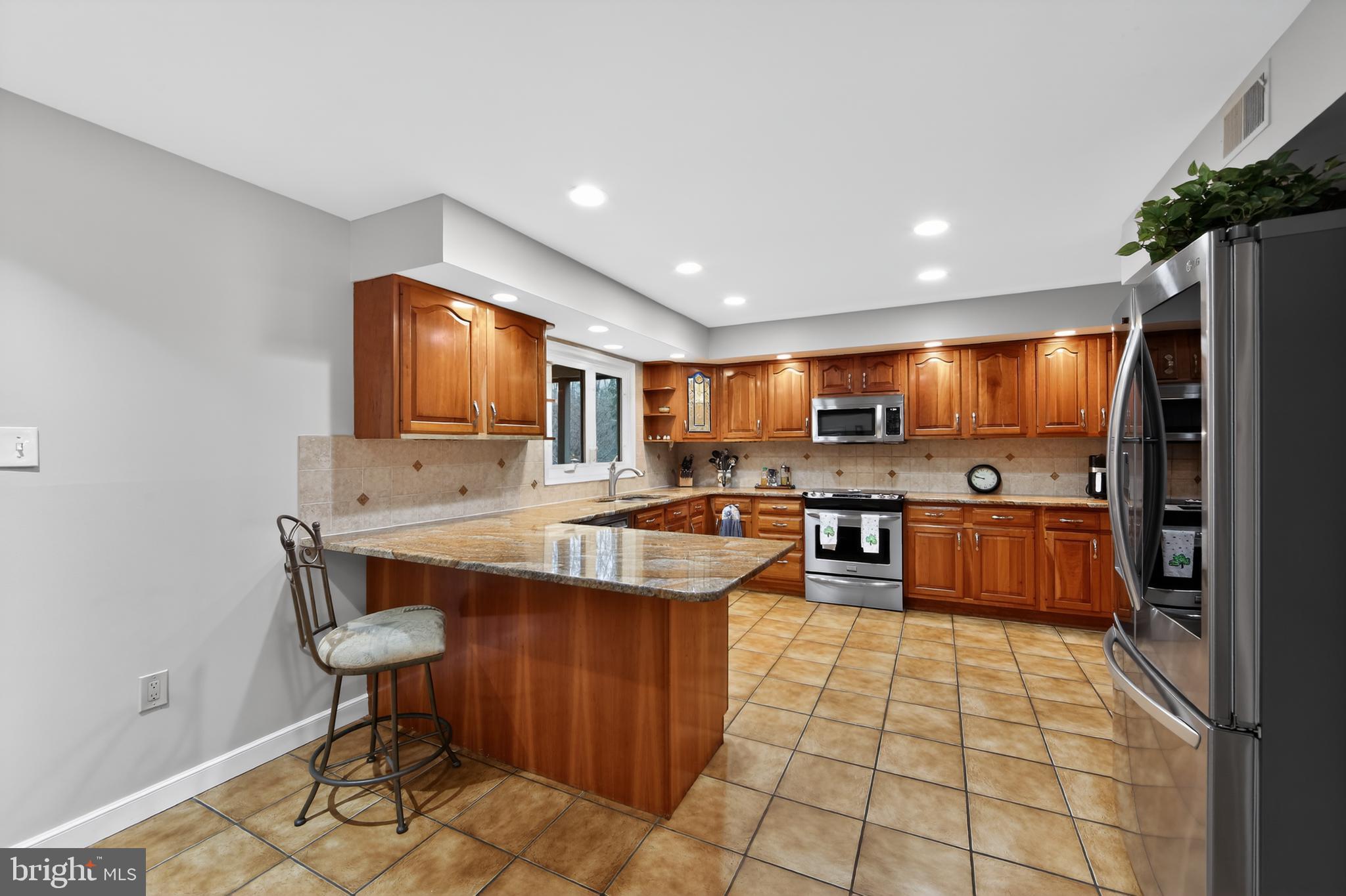 HICKORY GLEN - Residential