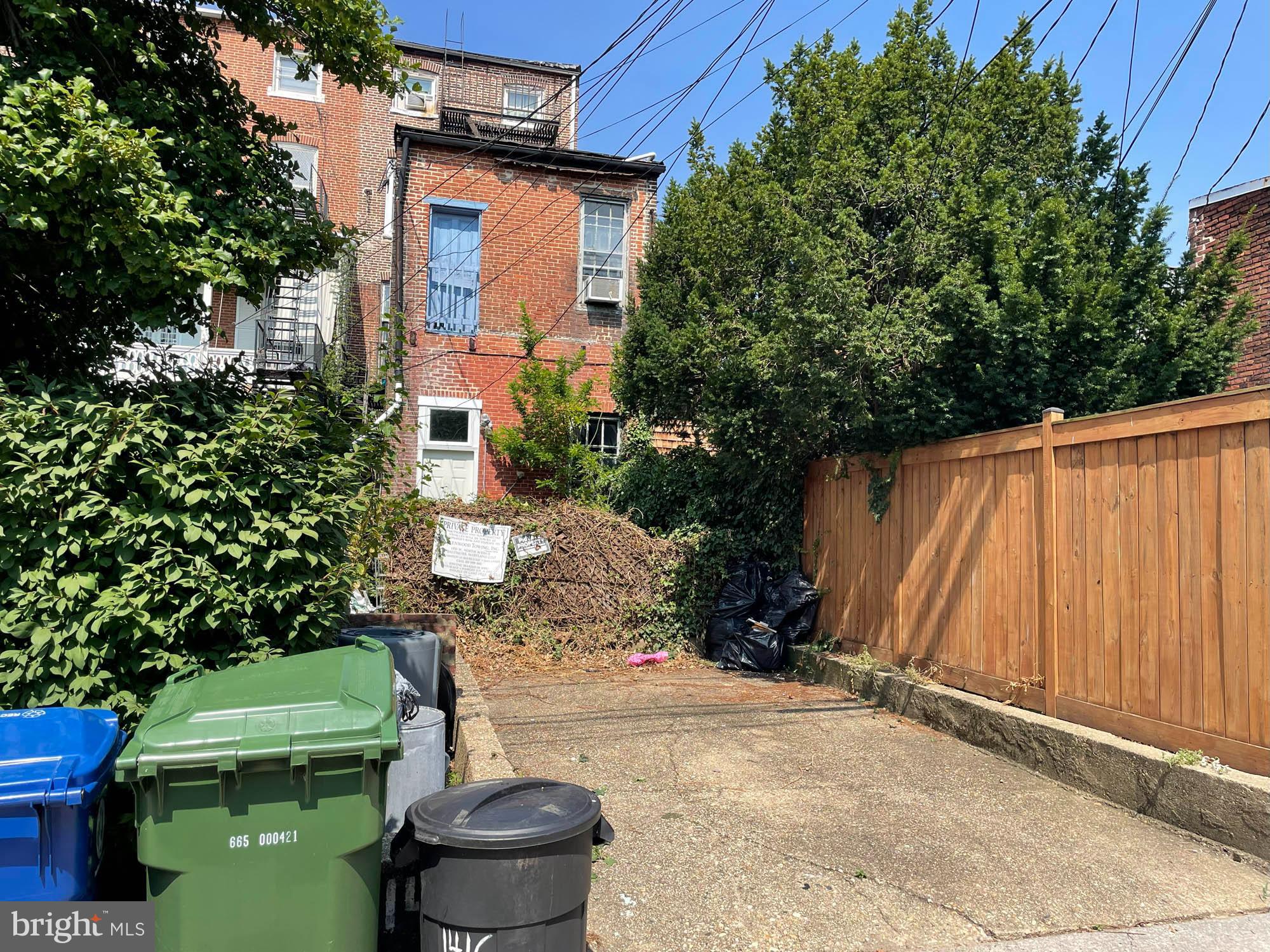 BOLTON HILL HISTORIC DISTRICT - Commercial Sale