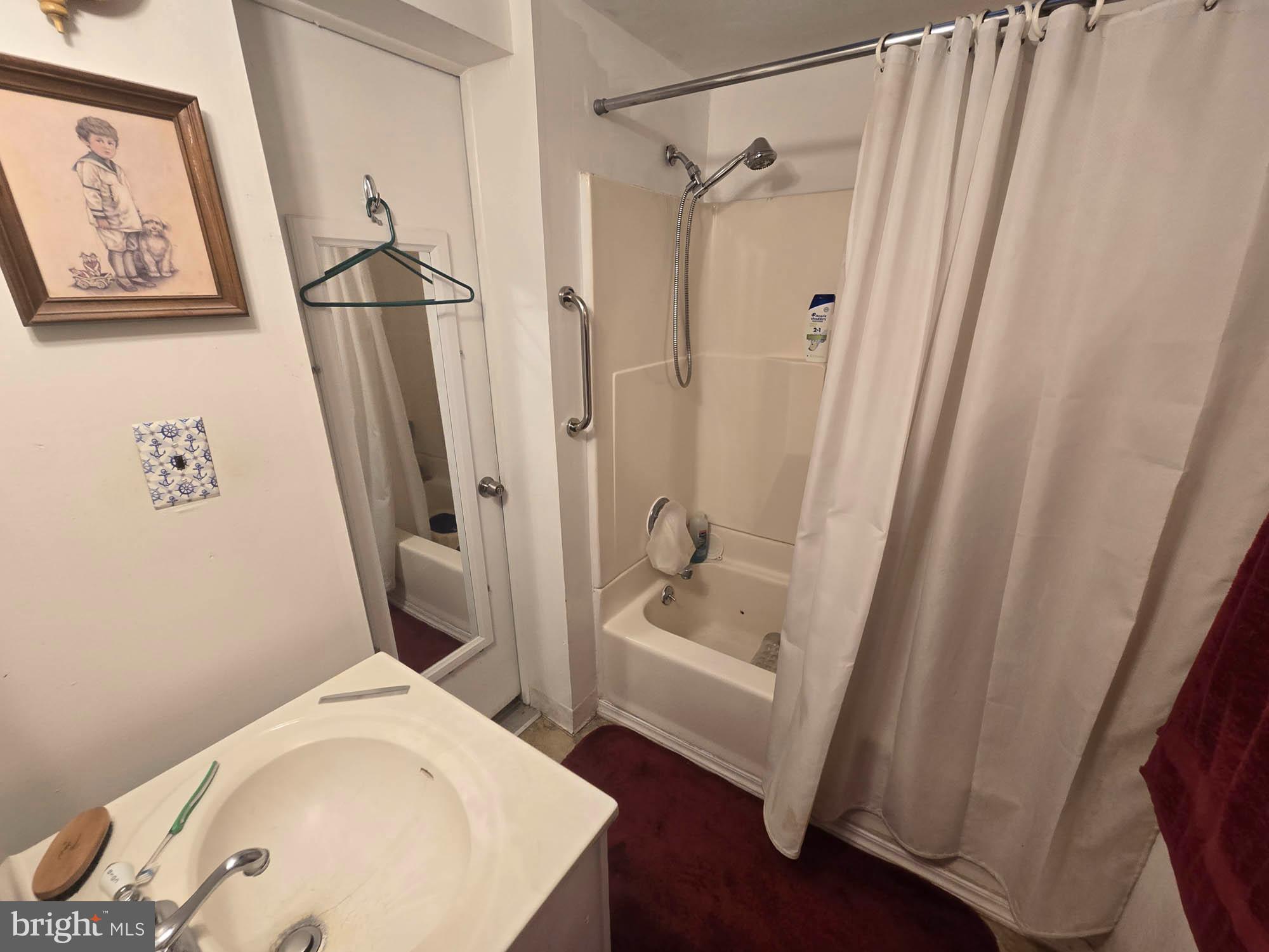 BOLTON HILL HISTORIC DISTRICT - Commercial Sale