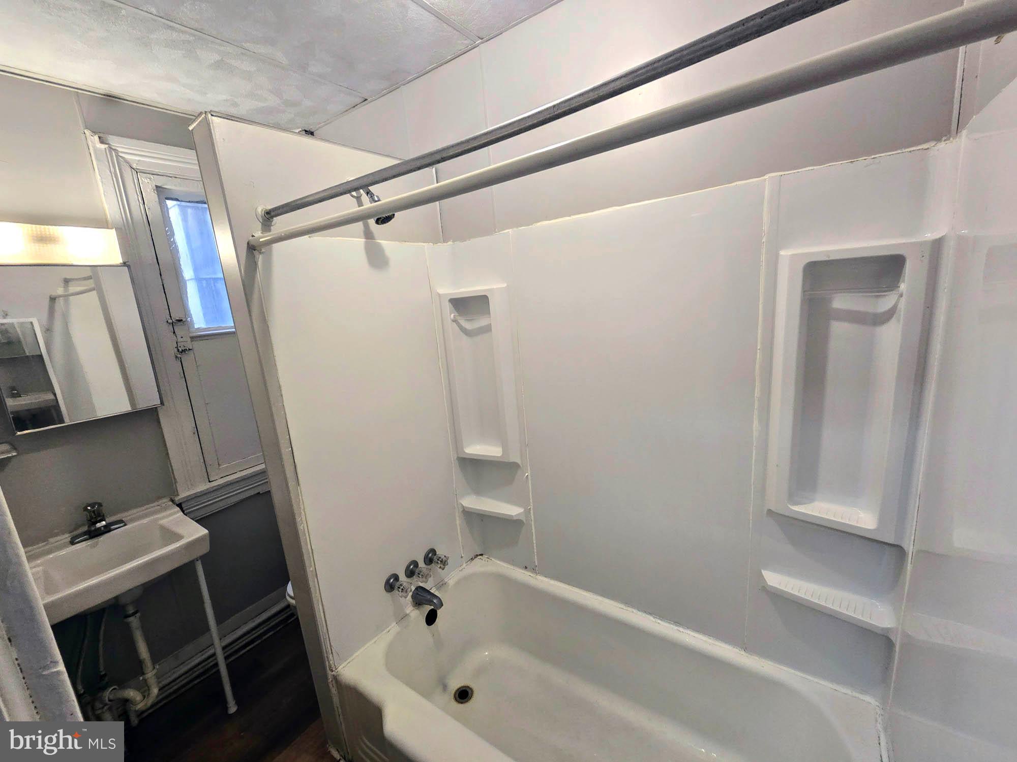 BOLTON HILL HISTORIC DISTRICT - Commercial Sale