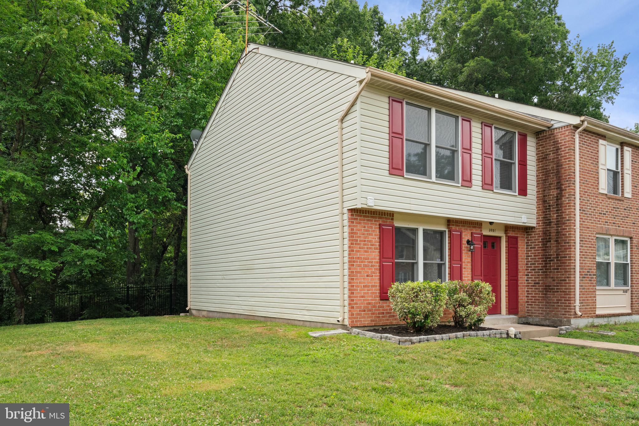 3601 WHARF LANE