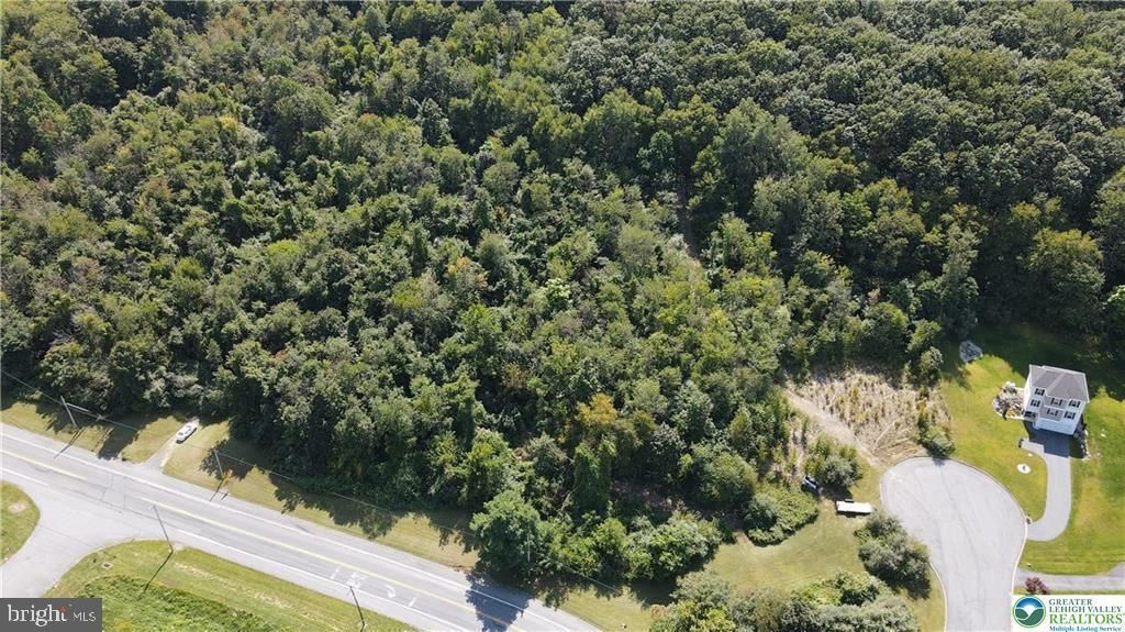 Photo of 3603 Rip Court, SLATINGTON, PA 18080 (MLS # PALH2014604)