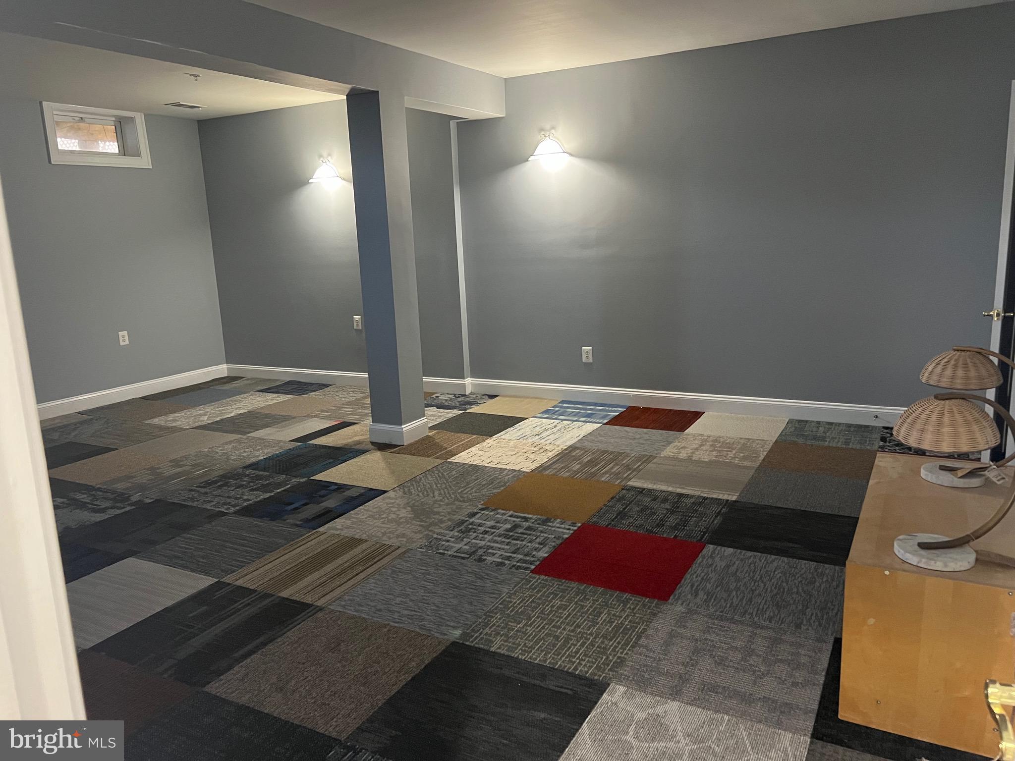 WOODMORE ESTATES - Residential Lease