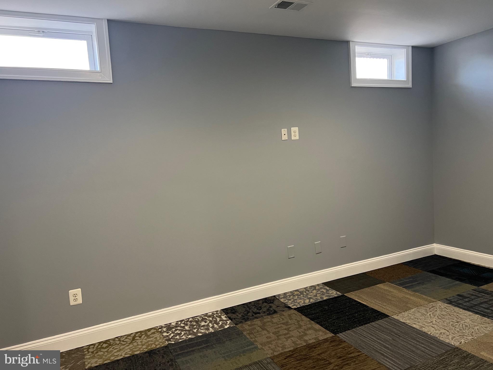 WOODMORE ESTATES - Residential Lease