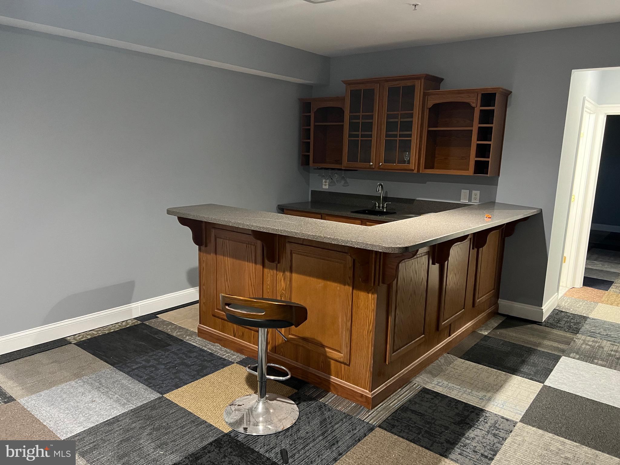 WOODMORE ESTATES - Residential Lease