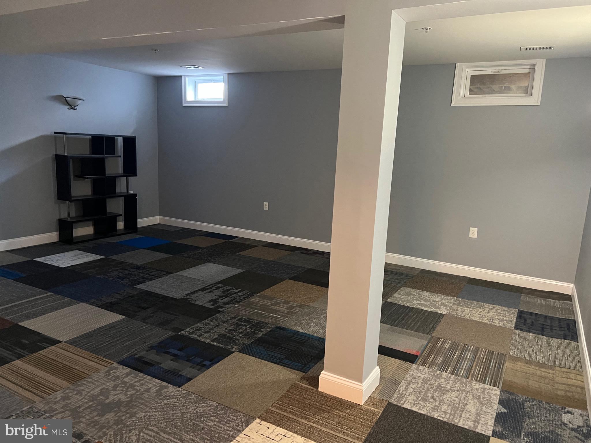 WOODMORE ESTATES - Residential Lease