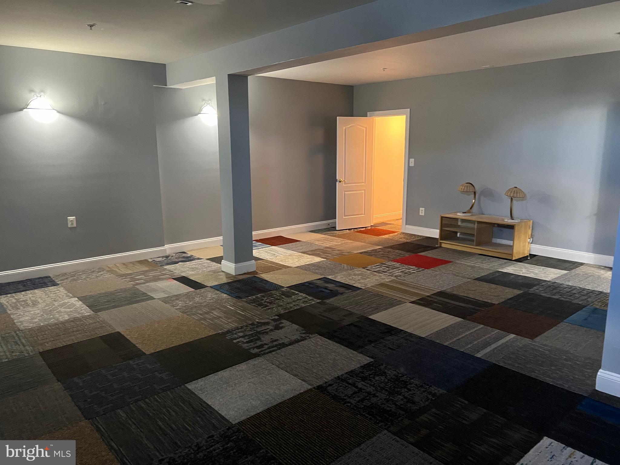 WOODMORE ESTATES - Residential Lease