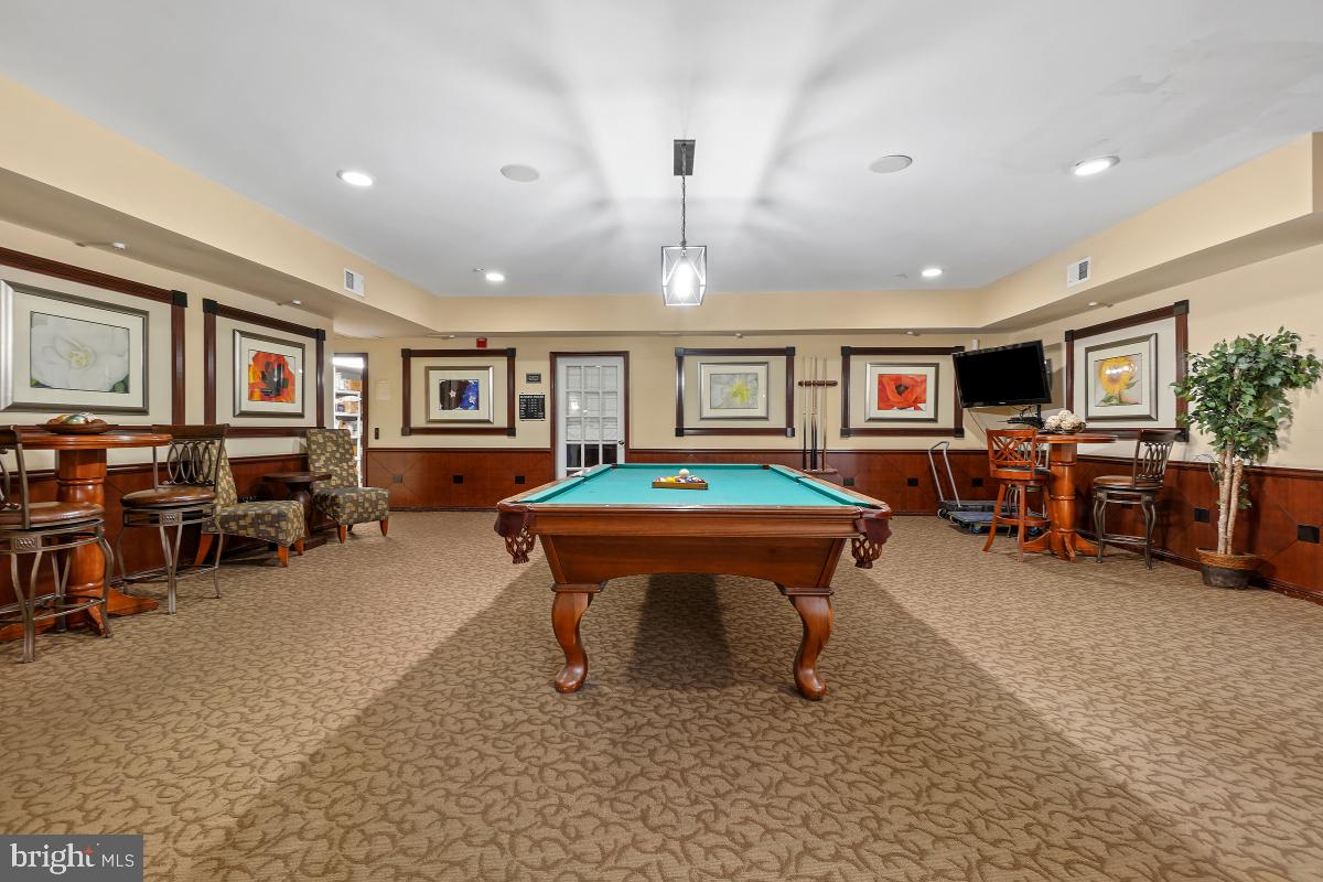 FITZ AT ROCKVILLE TOWN C - Residential