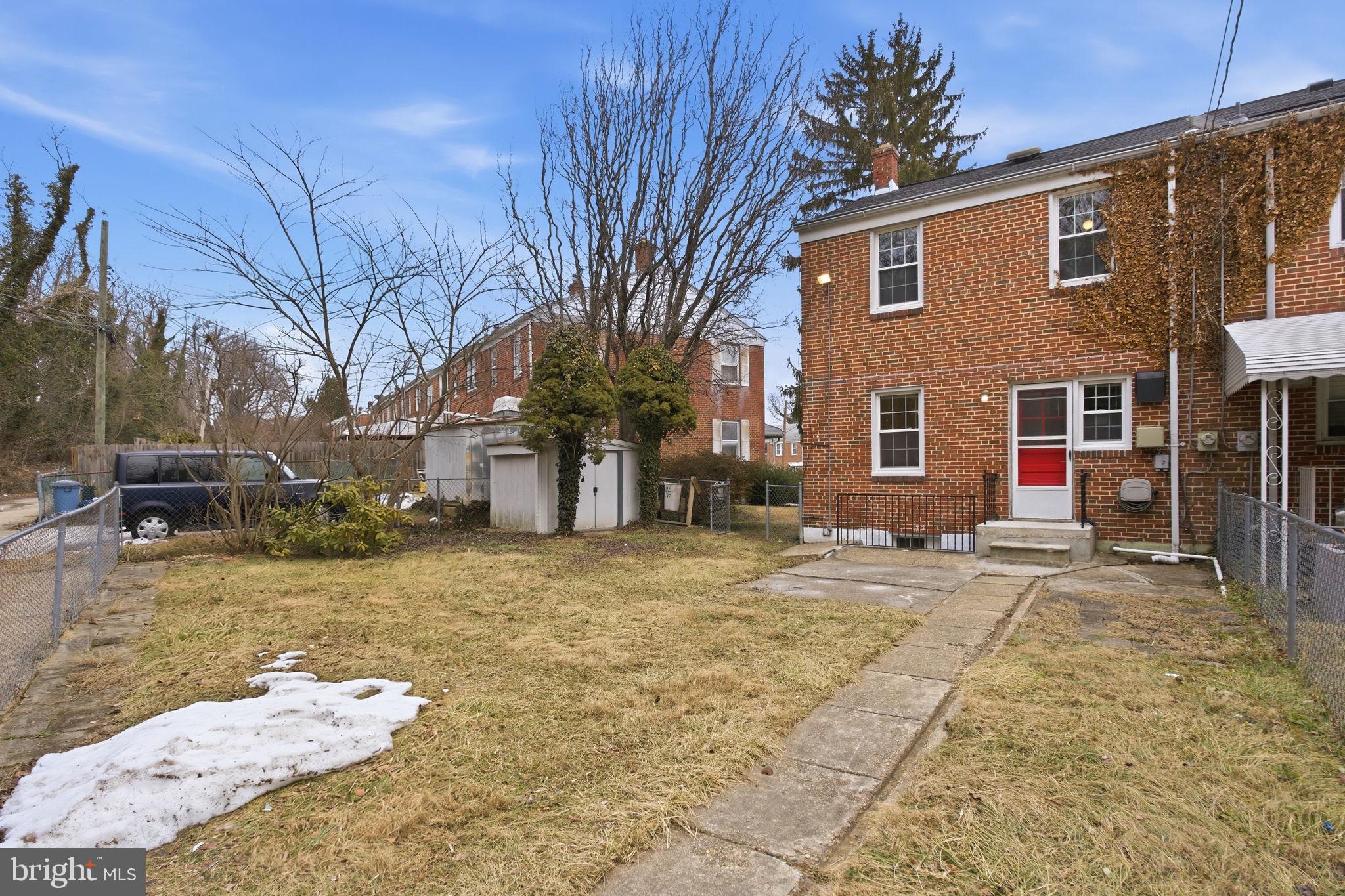 MOUNT RIDGE - Residential Lease