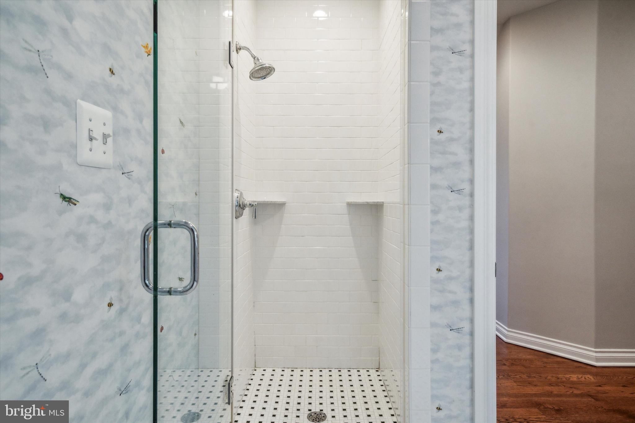 CHESTNUT HILL - Residential