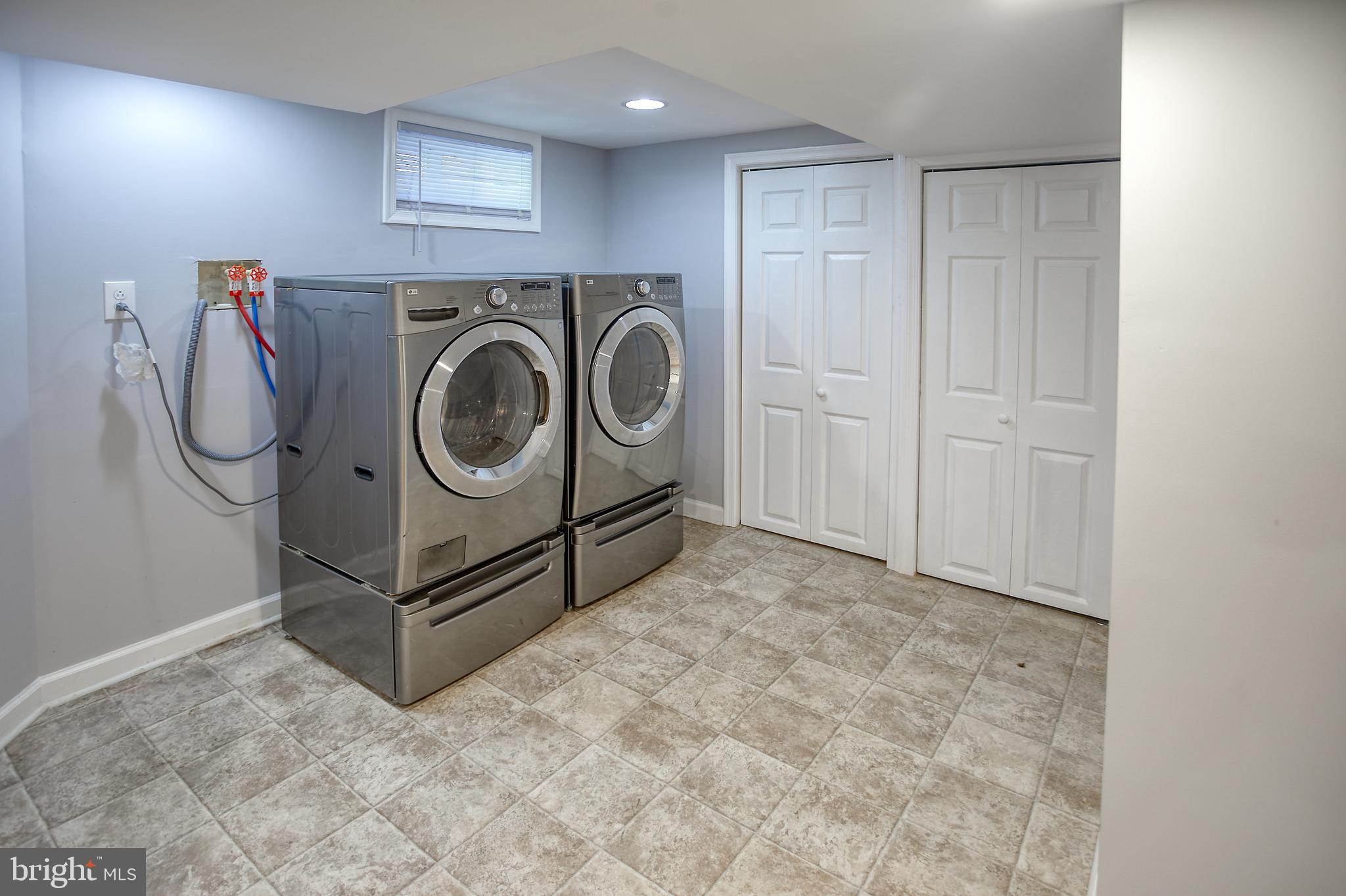 RANDALLSTOWN - Residential