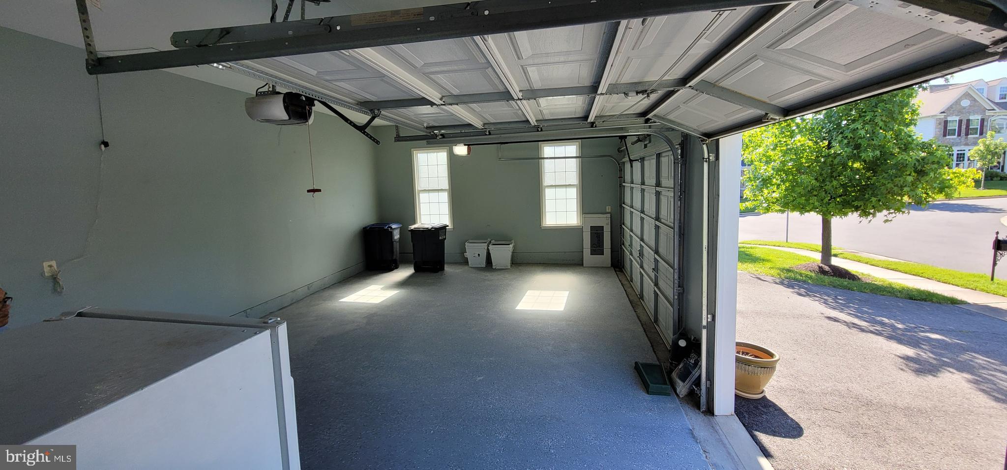 WINSBURY - Residential