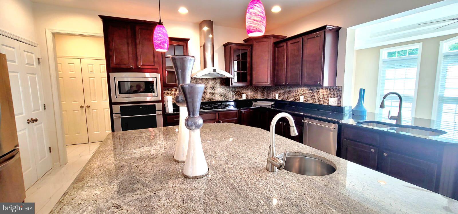 WINSBURY - Residential