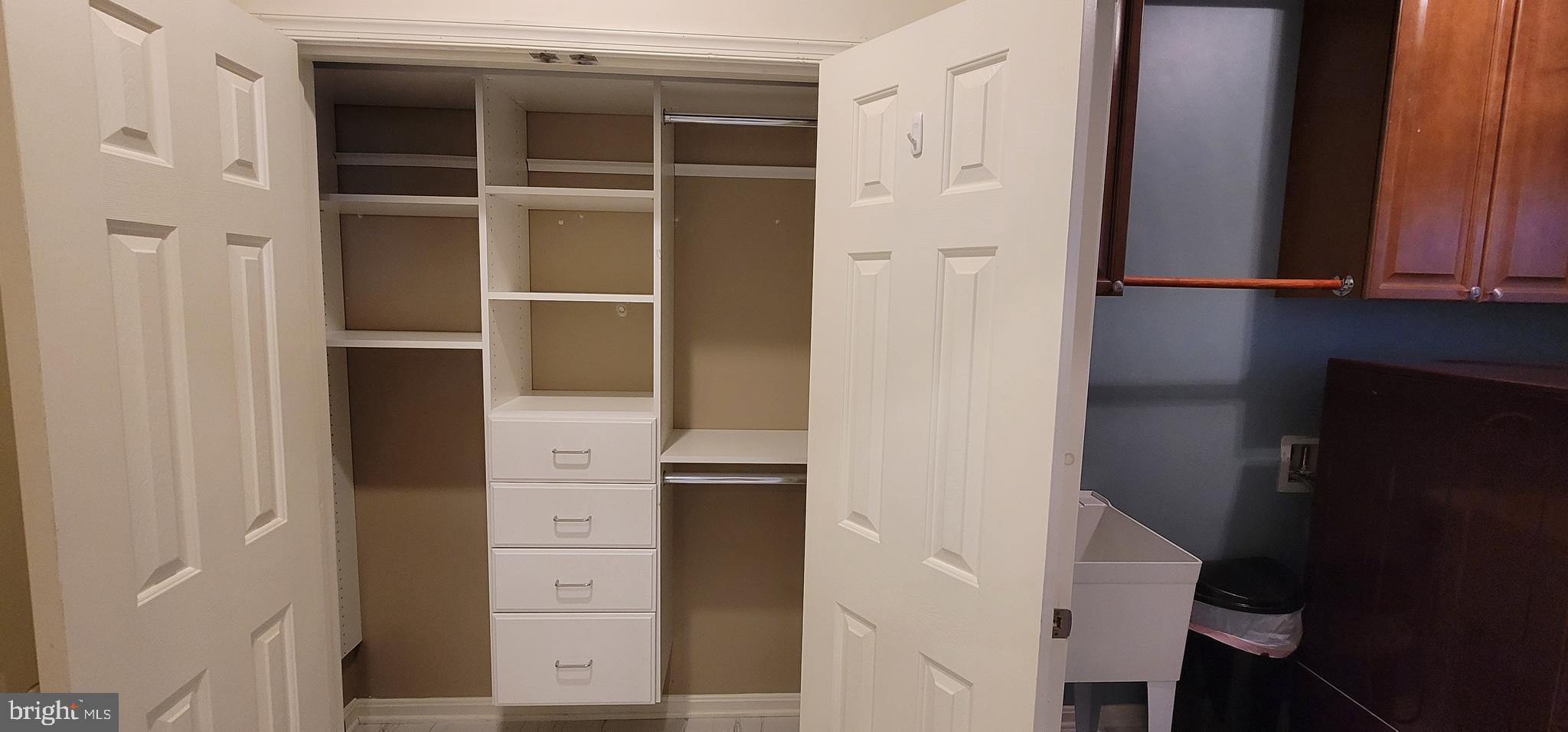 WINSBURY - Residential