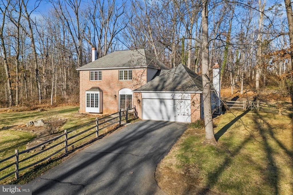 Photo of 105 Susans Lane, PERKIOMENVILLE, PA 18074 (MLS # PAMC2168118)