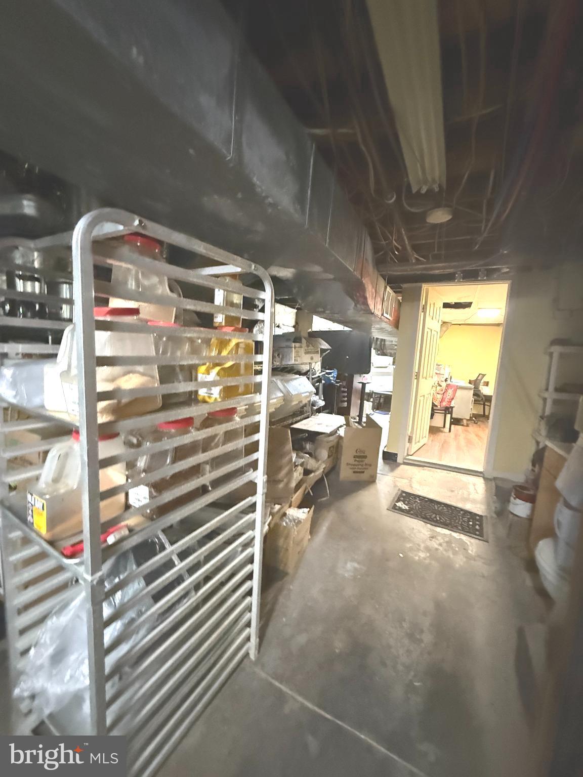 CENTER CITY - Commercial Sale