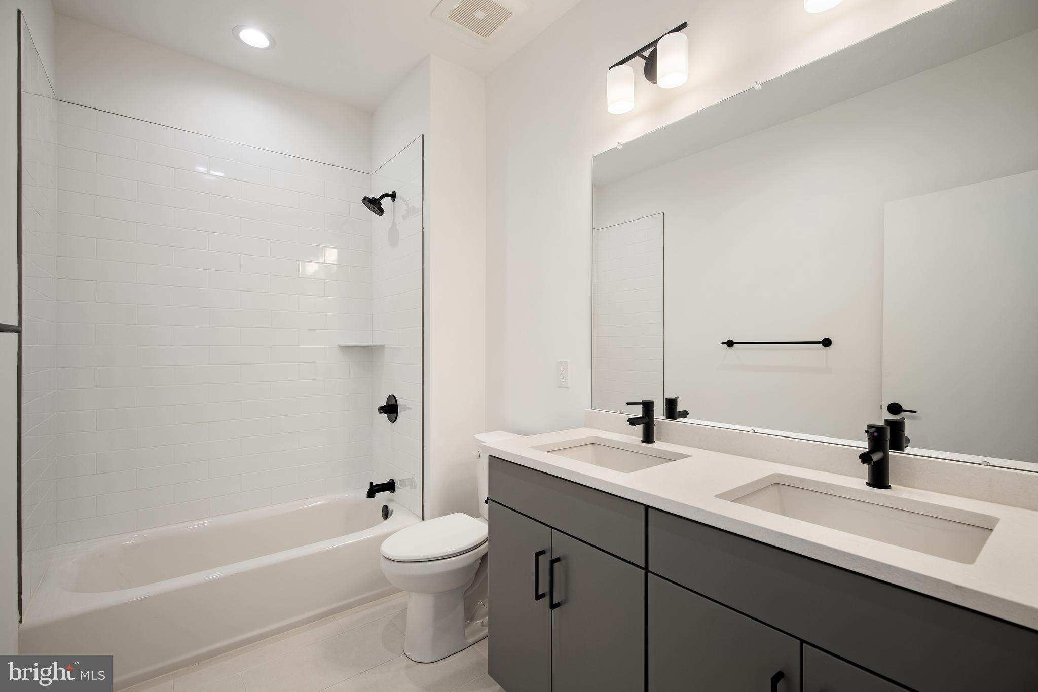 NORTHBANK - Residential