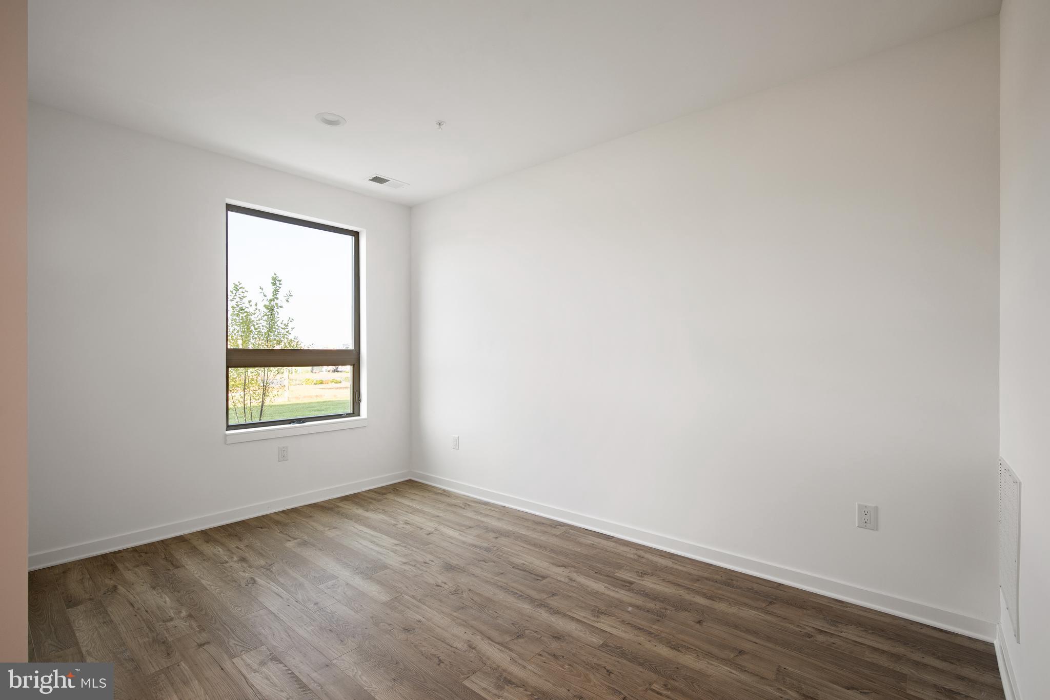 NORTHBANK - Residential