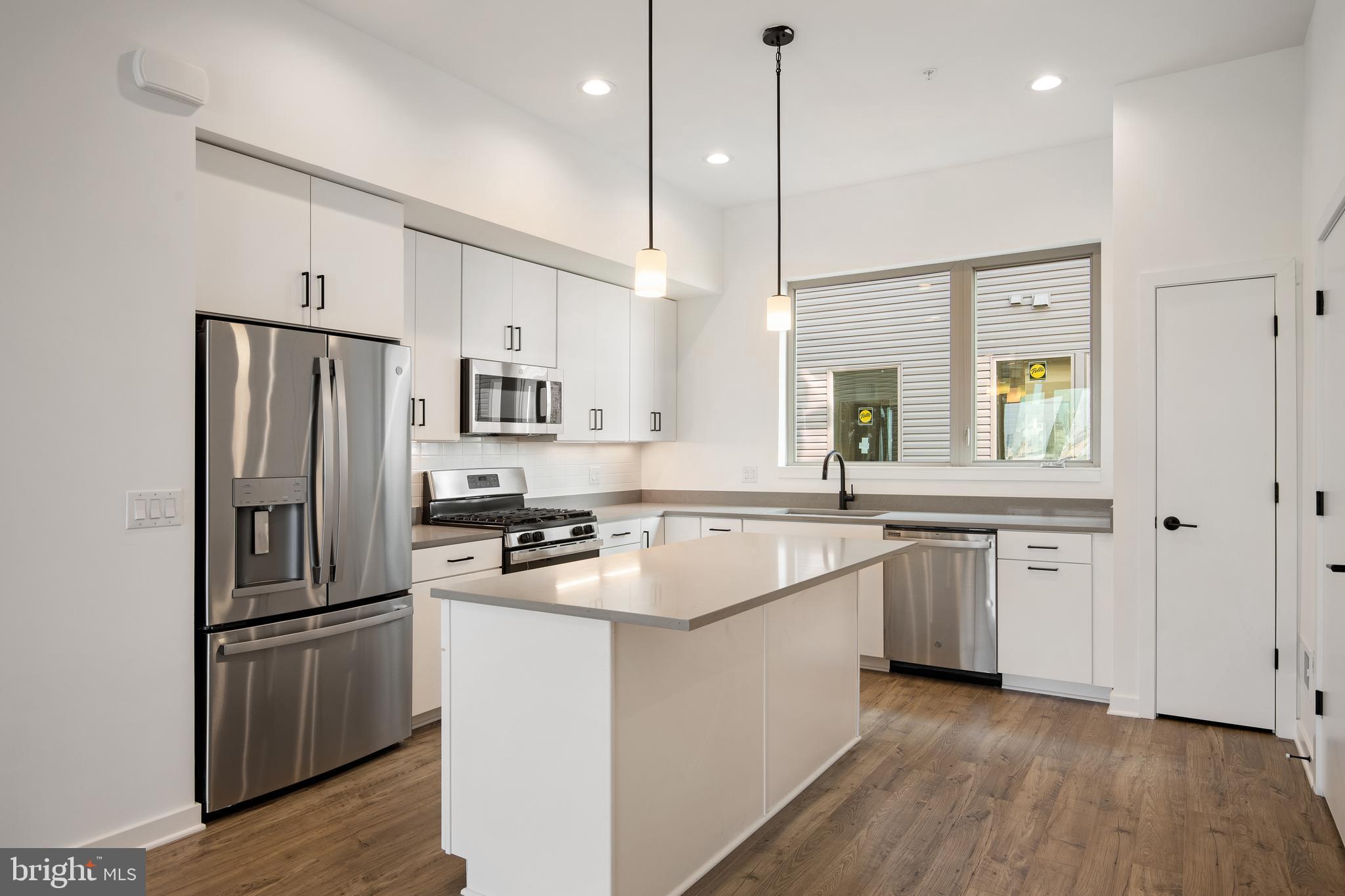 NORTHBANK - Residential