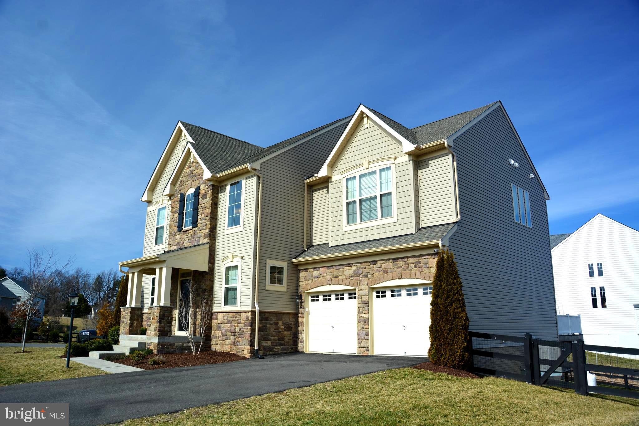 WULF CREST - Residential