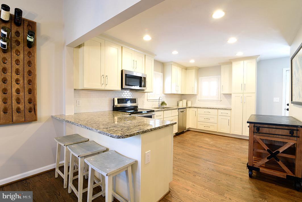 HILLSMERE ESTATES - Residential